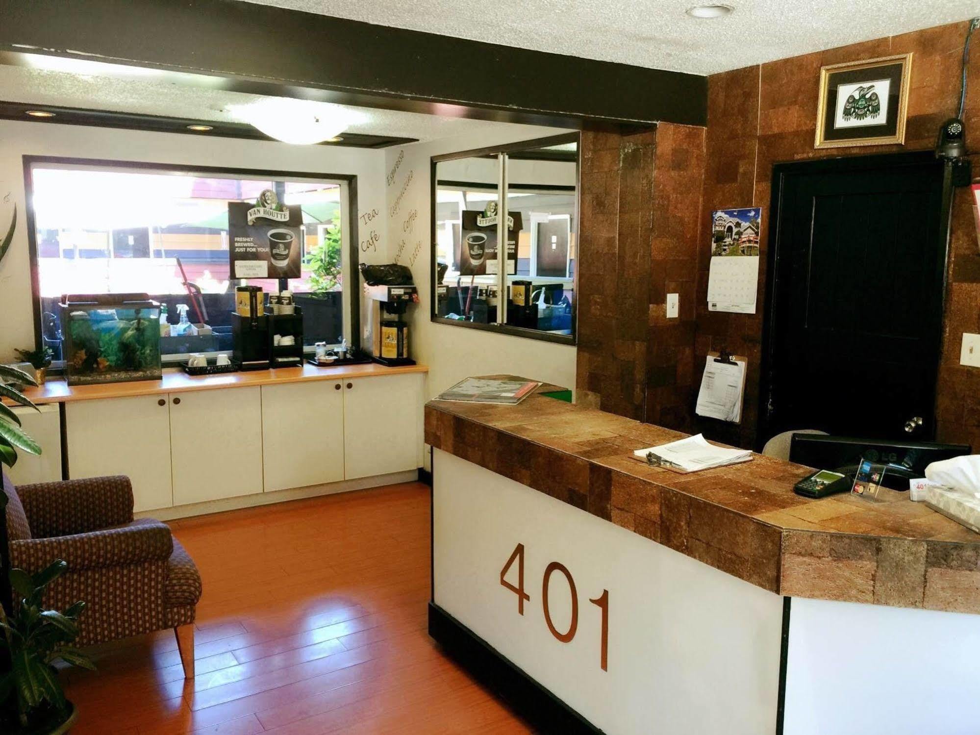 Coast Metro Vancouver Hotel เบิร์นนาบี ภายนอก รูปภาพ
